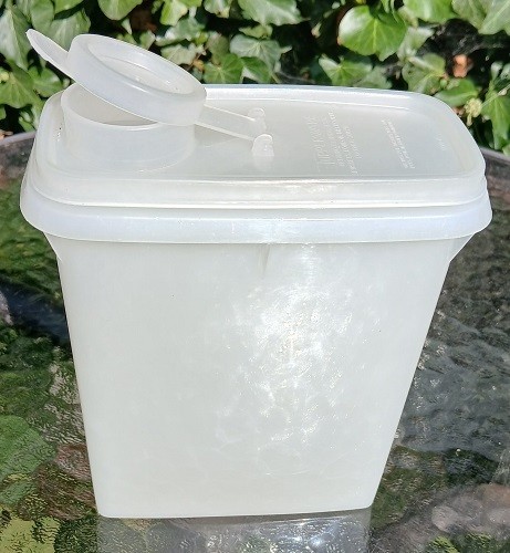 Tupperware storage container - tupperware,