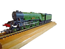 HORNBY R398 LNER A3 4472 "