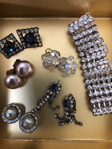 Vintage costume jewellery - vintage,