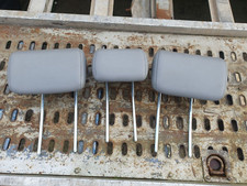 LAND ROVER FREELANDER 2 REAR GREY LEATHER HEADRESTS HEAD RESTS HEADREST