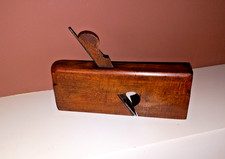 Early moulding plane - moulding,