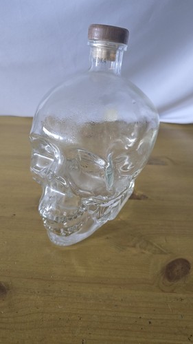 Crystal head skull vodka - skull,