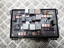 2014 OPEL ZAFIRA C FUSE BOX