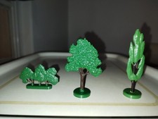 3 LEGO Vintage Green Trees