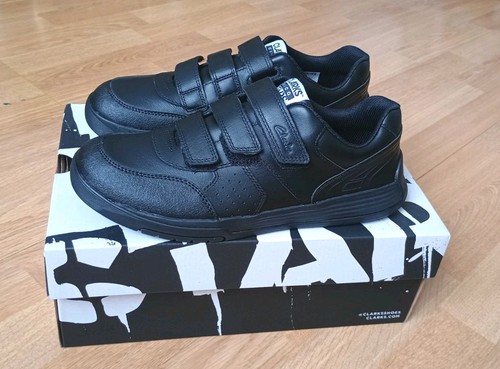 Bnwt new clarks boys cica - bnwt,