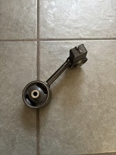 TOP RIGHT ENGINE MOUNT CONTROL