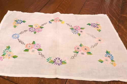 Lovely vintage hand - lovely,