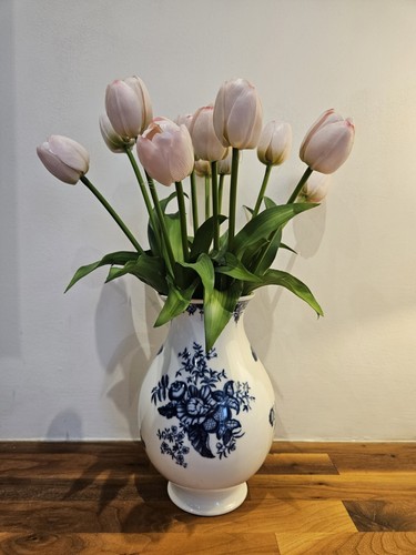 Blue white porcelain floral - &,