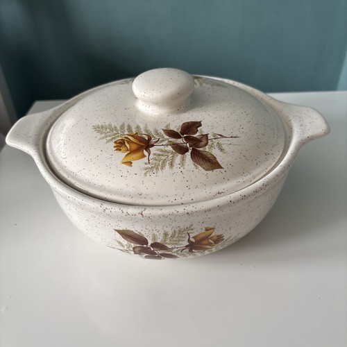 Kernewek pottery lidded - kernewek,