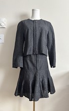 Akris Punto Size 8 Skirt Suit