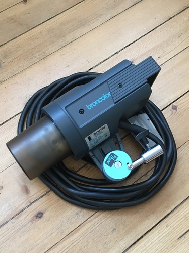 Broncolor pulso 3200j - pulso, f4
