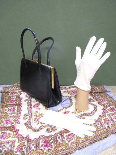 Black leather 1940 - , 1940's/50s