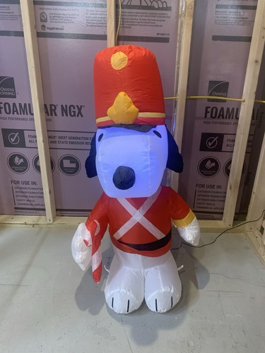 Gemmy 2022 5ft peanuts - gemmy, 3.5ft