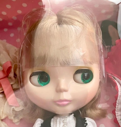 Neo blythe blackberry bush - neo,