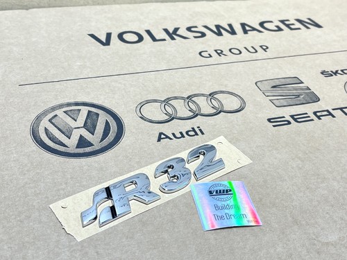 Golf mk4 r32 badge logo - badge,
