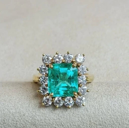 Emerald cut natural - emerald,