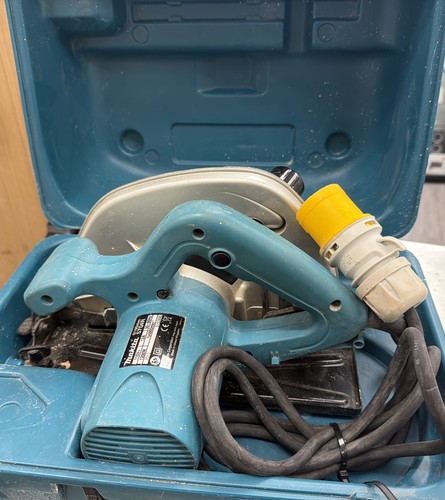 Makita 5704r circular - makita,