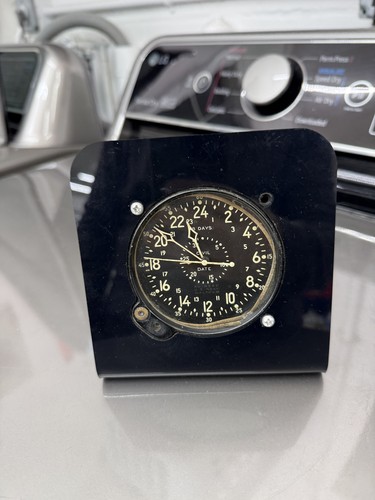 Aircraft clock day - clock, 8-day