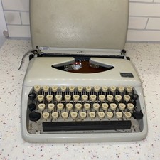 Vintage Adler Tippa 1 Portable