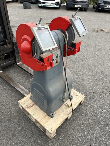 Rjh bison pedestal - rjh, grinder