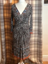 Linea Size 10 Dress Animal Print Ruched Front Stretchy Fabric Knee Length