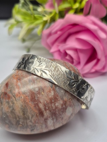 Vintage sterling silver - silver, hinged