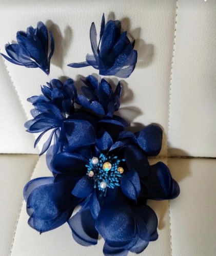 Pretty navy blue floral - pretty,