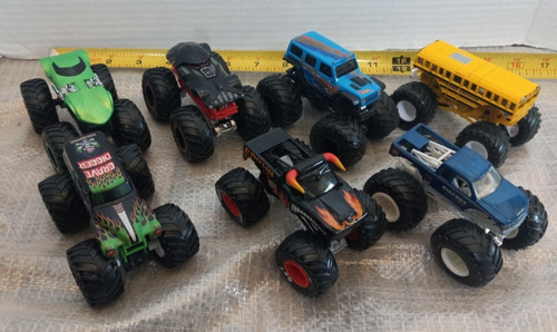Monster trucks - 7,