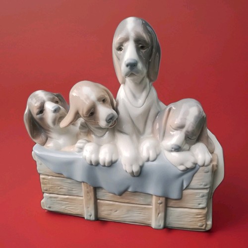 Lladro four beagle puppies - four,