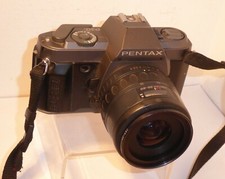 PENTAX P30T FILM SLR + SMC PENTAX - F 35 - 80mm ZOOM LENS , ALL WORKING  (707)