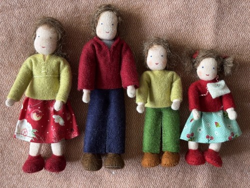 Ambrosious poseable dolls