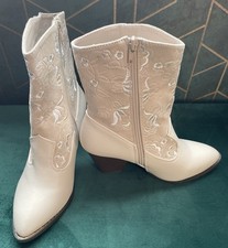 Joe Browns Cream Embroidery