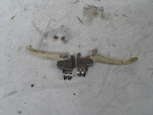 Pair white plastic mafac - 1,