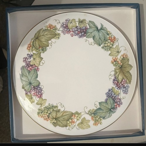 Royal worcester vine - royal,