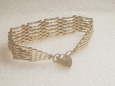 VINTAGE 9CT GOLD GATE BRACELET