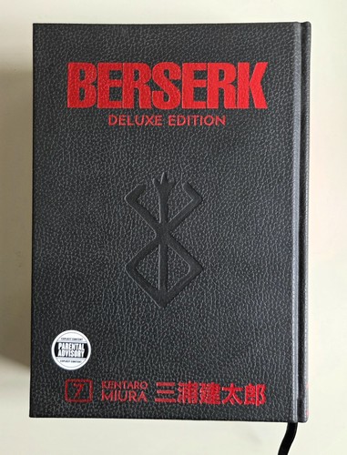 Berserk deluxe edition volume - deluxe,