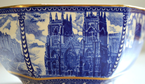 Wade ringtons catheral - catheral, sided