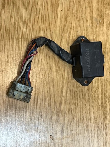 Triumph 750 900 - 900, fuse