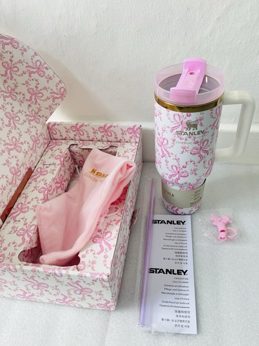Stanley love shack fancy - stanley, x