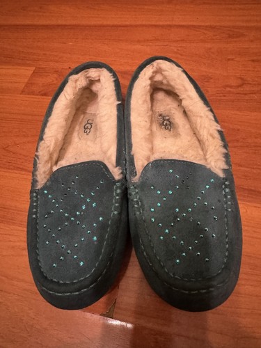 Rare green slippers - slippers, ugg
