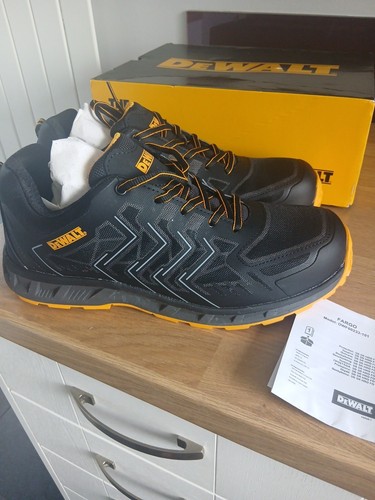 Dewalt fargo black safety - dewalt,
