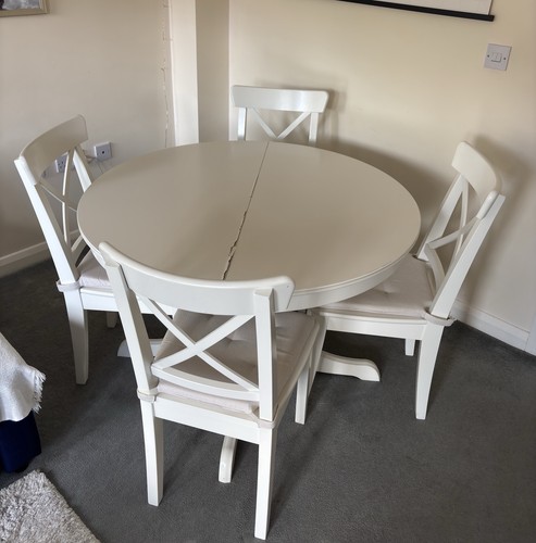 Ikea extendable round table - ikea,
