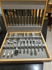 Robert Welch RW2 Satin Cutlery