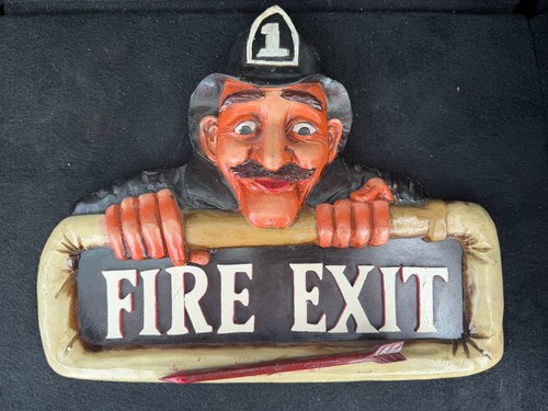 Firefighter fireman fire - firefighter, exit