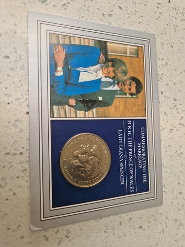 Royal mint commemorating the - mint,