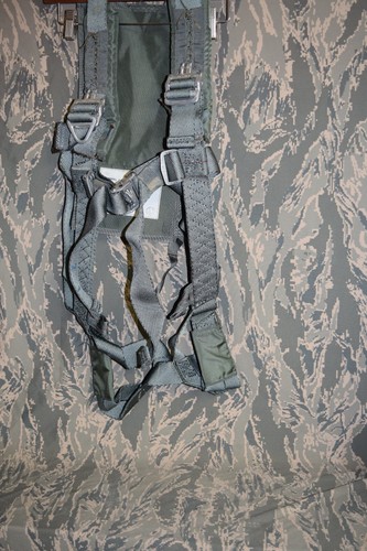 Military personnel parachute - personnel,