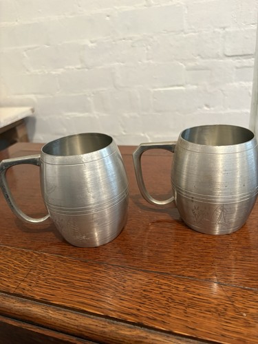 Pair pewter jugs - pewter,
