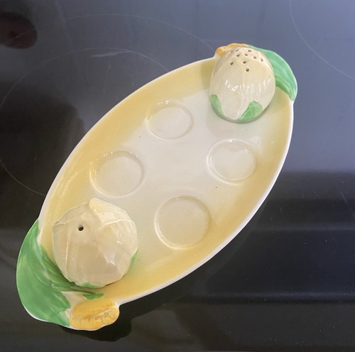 Buttercup carlton ware - egg, cup
