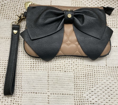 Betsey johnson clutch purse - betsey,