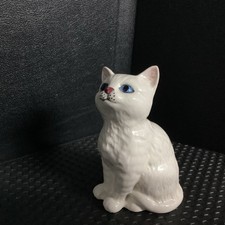 Royal Doulton white Persian